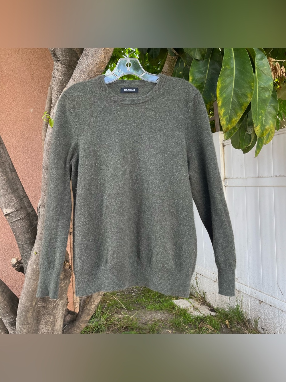 NAADAM Green 100% Cashmere Sweater.